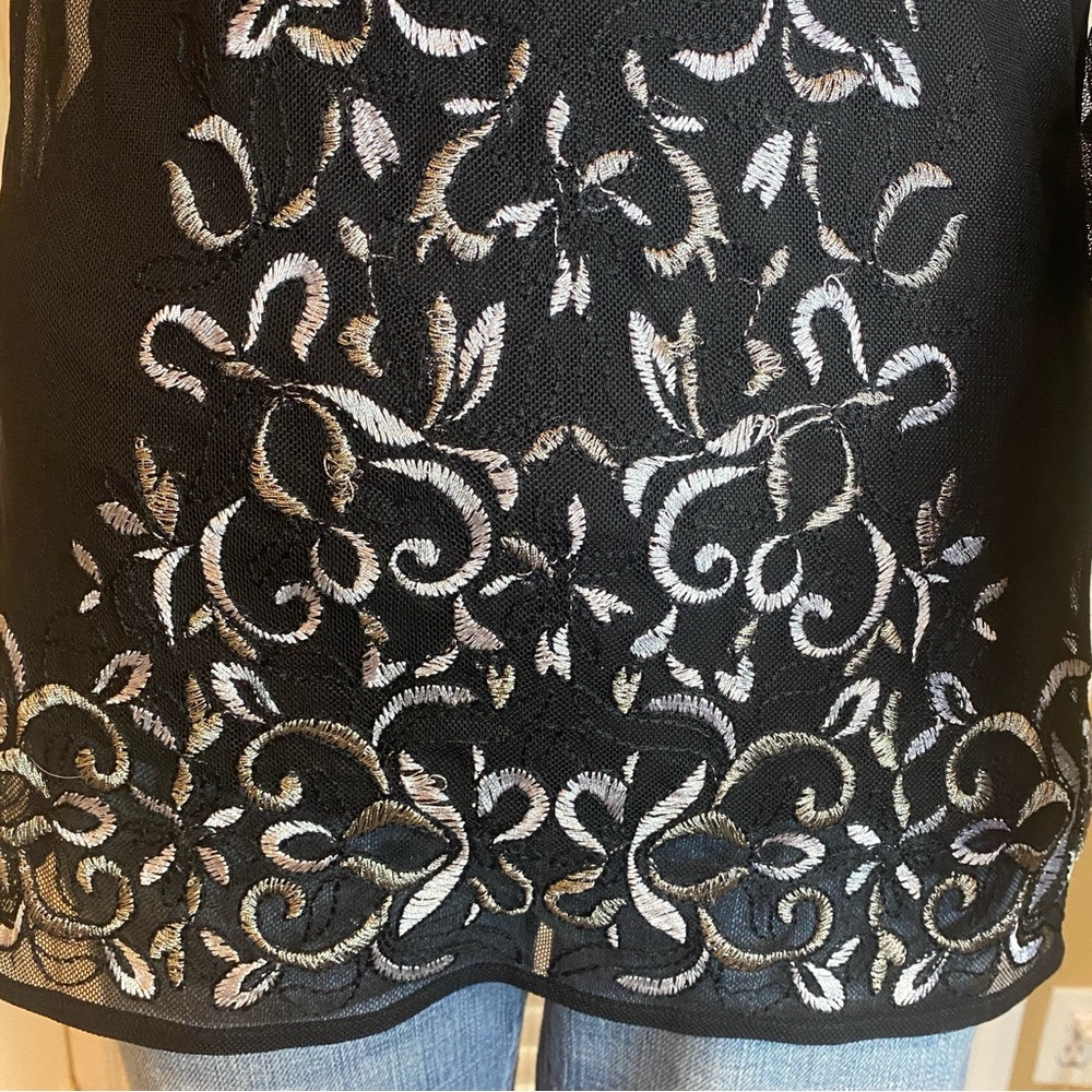 WHBM White House Black Market Sheer Embroidered Mesh Top + Cami Black Sz Medium - Picture 3 of 10